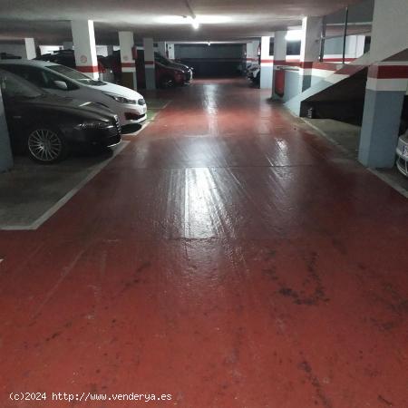 Parking en venta en C/ Simancas, Hospitalet del Llobregat - BARCELONA