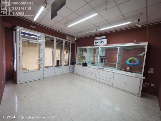 Local comercial de 100 m2 junto a calle Juan de Zuñiga en pleno centro por solo 44.000 euros - CIUD