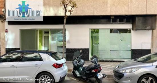 SE ALQUILA LOCAL COMERCIAL - ZONA SEMICENTRO - ALBACETE