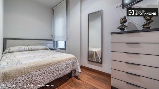 Elegante piso de 2 habitaciones en alquiler en Ciutat Vella - VALENCIA