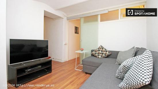 Tranquilo apartamento de 1 dormitorio con servicio de limpieza de alquiler en Sant Gervasi - BARCELO