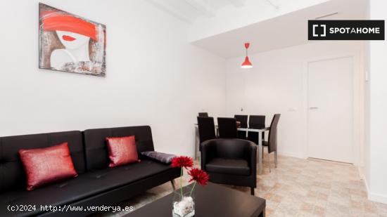 Elegante apartamento de 2 dormitorios en alquiler en El Raval - BARCELONA