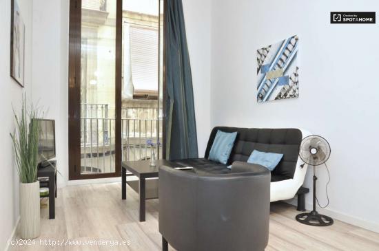 apartamento de 1 dormitorio con balcón en alquiler en el Born - BARCELONA