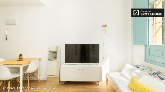 Soleada y encantador apartamento de 1 dormitorio en alquiler en Legazpi - MADRID