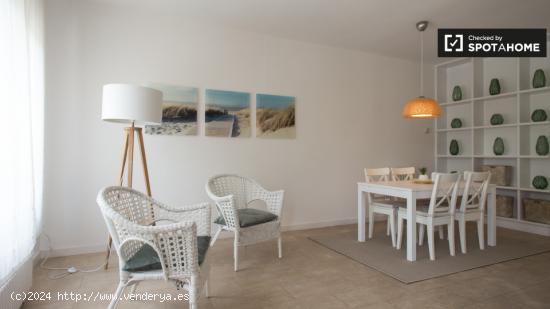 Apartamento de 2 dormitorios con aire acondicionado en alquiler junto a la playa en La Barceloneta -