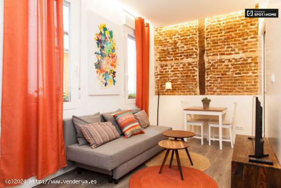 Elegante apartamento de 1 dormitorio en alquiler en Palacio - MADRID