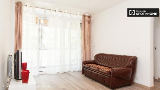 Moderno apartamento de 3 dormitorios en alquiler en Principe Pio - MADRID