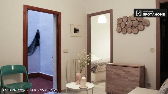 Elegante apartamento de 1 dormitorio cerca de la estación de tren de Atocha - MADRID