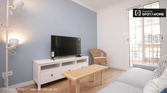 Atractivo apartamento de 3 dormitorios en alquiler en Poble-sec - BARCELONA