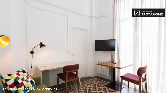 Encantador apartamento de 1 dormitorio con balcón en alquiler en Realejo - GRANADA