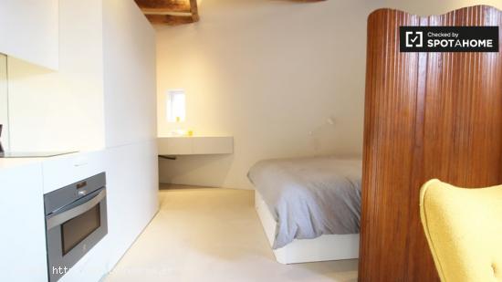 Elegante apartamento estudio con aire acondicionado en alquiler en Justicia - MADRID