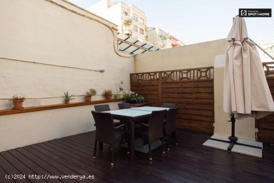 Moderno apartamento de 2 dormitorios en alquiler en L'Eixample - BARCELONA