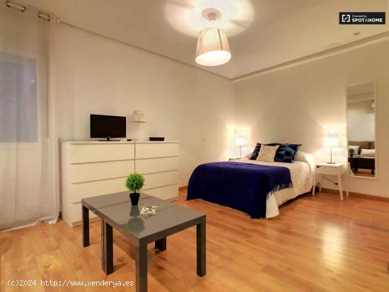  Apartamento estudio amueblado en alquiler en Salamanca - MADRID 