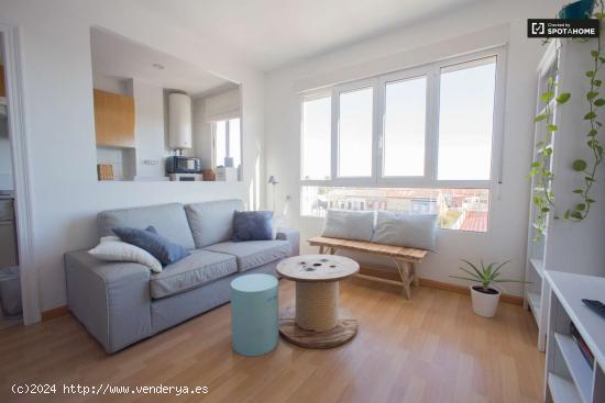 Acogedor apartamento de 3 dormitorios en Poblats Marítims - VALENCIA