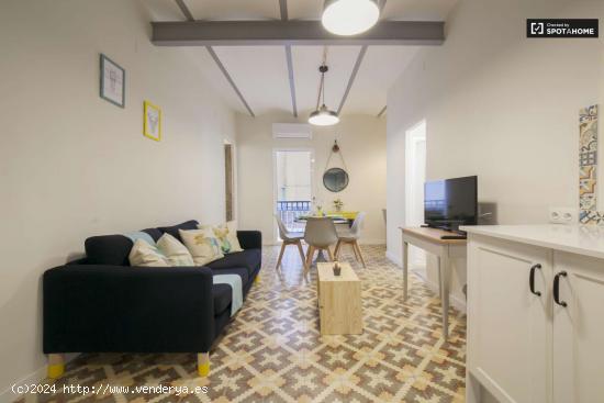 Luminoso apartamento de 2 dormitorios en alquiler en Nou Barris - BARCELONA