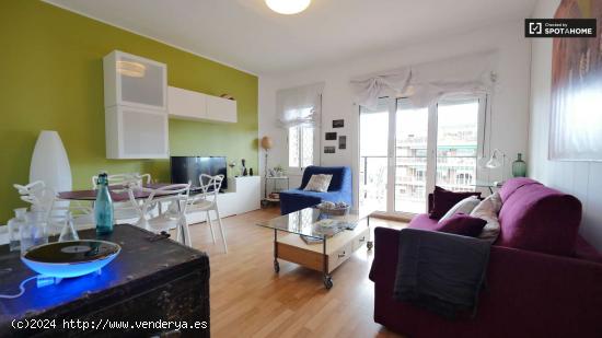  Moderno apartamento de 3 dormitorios con balcones en alquiler en Sant Martí - BARCELONA 