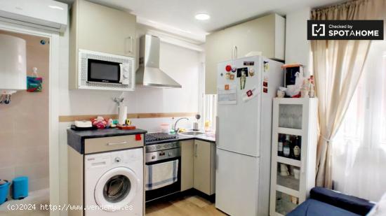 Apartamento de 1 dormitorio en alquiler en Vallecas - MADRID