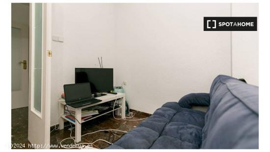 Habitación con cama doble en alquiler en apartamento de 5 dormitorios en Ronda - GRANADA