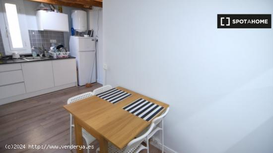 Apartamento de 2 dormitorios en alquiler en Barcelona - BARCELONA