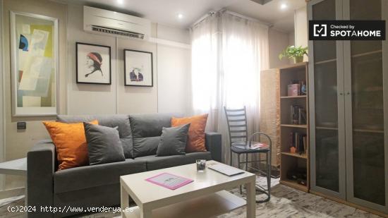 Moderno apartamento de 1 dormitorio en alquiler en Centro - MADRID