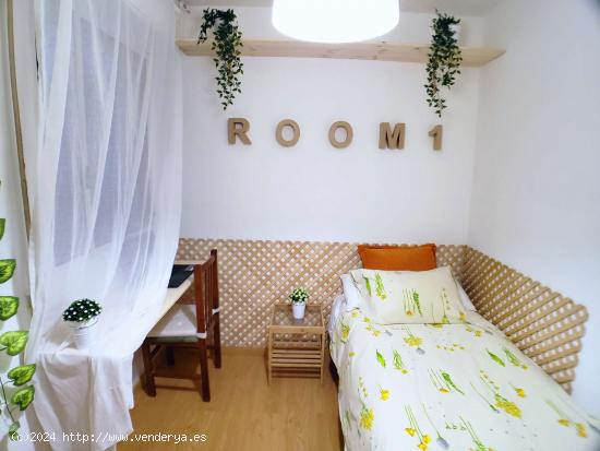  Acogedora habitación en alquiler en un apartamento de 4 dormitorios en Aluche - MADRID 