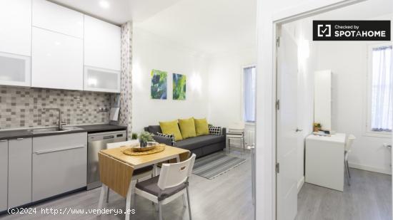 Moderno apartamento de 2 dormitorios en alquiler en Chueca - MADRID