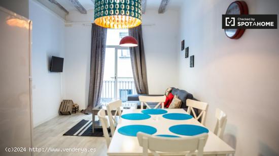 Precioso apartamento de 3 dormitorios en alquiler cerca de la Plaça de Catalunya en El Raval - BARC