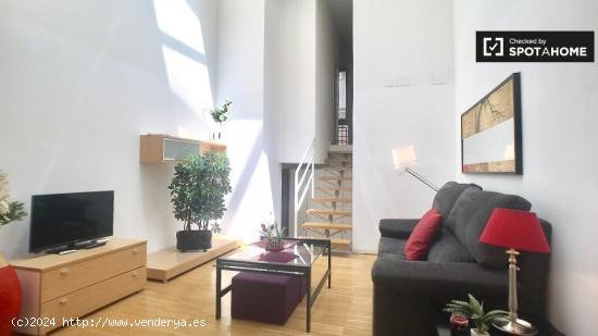 Elegante apartamento de 2 dormitorios en alquiler en Centro - MADRID