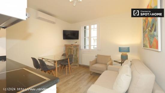 Elegante apartamento de 1 dormitorio con aire acondicionado en alquiler cerca de la Sagrada Familia 