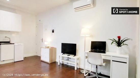 Apartamento estudio asequible en alquiler cerca de Ciudad Universitaria en Bellas Vistas - MADRID