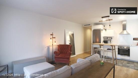 Precioso apartamento de 2 dormitorios con terraza en la azotea y aire acondicionado en alquiler cerc