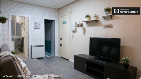 Encantador apartamento de 1 dormitorio en alquiler en Atocha - MADRID