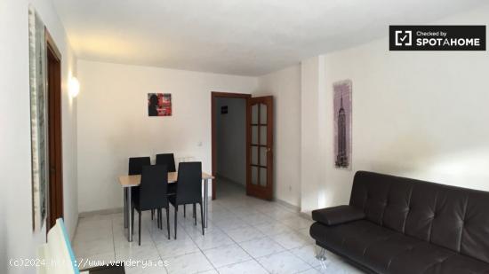 Amplio apartamento de 4 dormitorios en alquiler en Alcalá de Henares. - MADRID