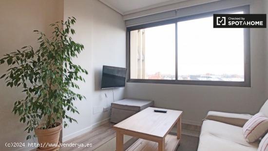 Se alquila precioso apartamento de 1 dormitorio en Nueva España. Situado frente al hospital de La P