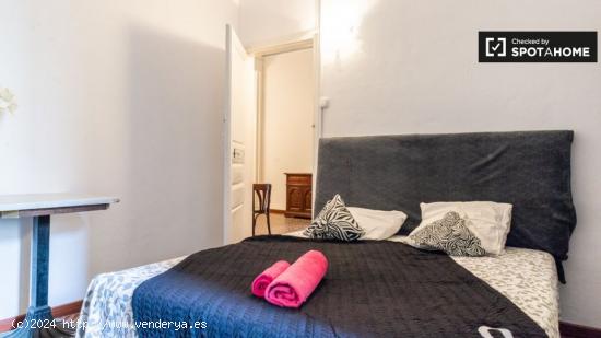 Habitación amueblada, apartamento de 3 dormitorios, La Dreta de l'Eixample. - BARCELONA