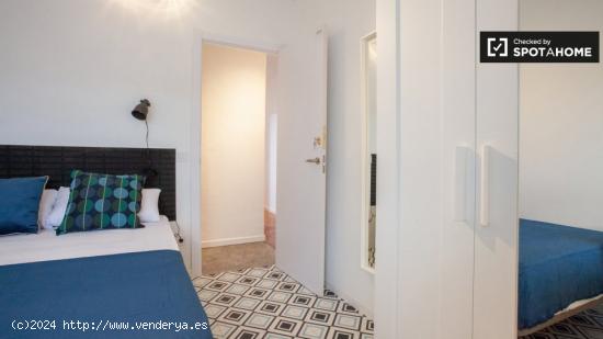 Habitaciones en alquiler en apartamento moderno de 10 dormitorios en Ciudad Lineal - MADRID