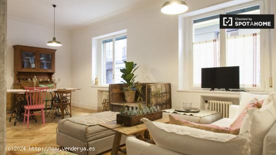 Impresionante apartamento de 2 dormitorios en alquiler en Centro - MADRID