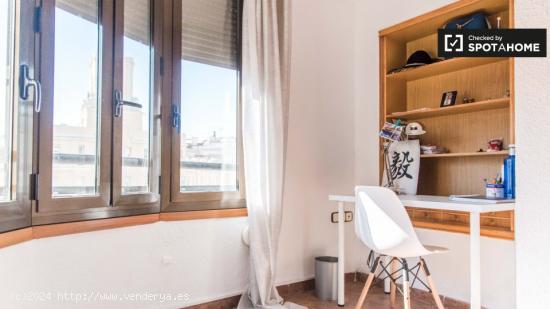 Apartamento de 5 habitaciones en Russafa - VALENCIA