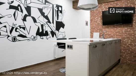 Slick apartamento de 2 dormitorios en alquiler en Centro - MADRID