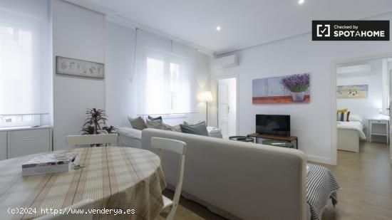 Elegante apartamento de 2 dormitorios en alquiler cerca de Gran Via - MADRID