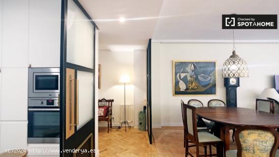 Apartamento de 3 dormitorios en alquiler en Cuatro Caminos, Madrid - MADRID