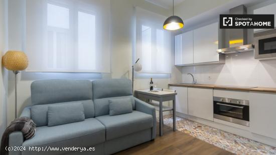 Genial apartamento de 1 dormitorio con aire acondicionado central en alquiler cerca del metro en la 