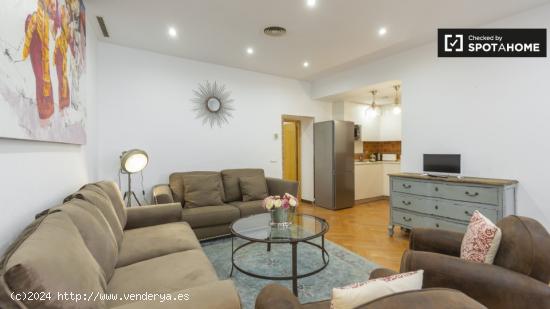 Elegante apartamento de 1 dormitorio en alquiler en Príncipe Pío - MADRID