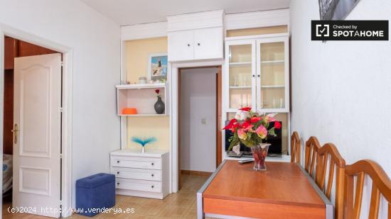 Apartamento de 3 habitaciones en alquiler en Madrid - MADRID