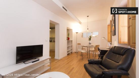 Apartamento de 2 dormitorios en alquiler en Puerta de Angel. - MADRID