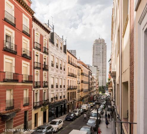  Piso entero de 2 dormitorios en madrid. - MADRID 