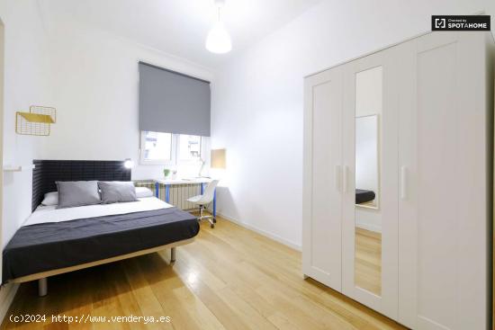  Acogedora habitación en apartamento de 7 dormitorios en Argüelles, Madrid - MADRID 