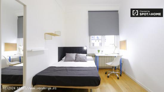 Acogedora habitación en apartamento de 7 dormitorios en Argüelles, Madrid - MADRID