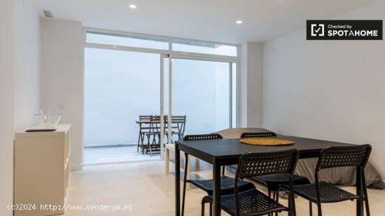 Elegante apartamento de 2 dormitorios en alquiler en Poblats Marítims - VALENCIA