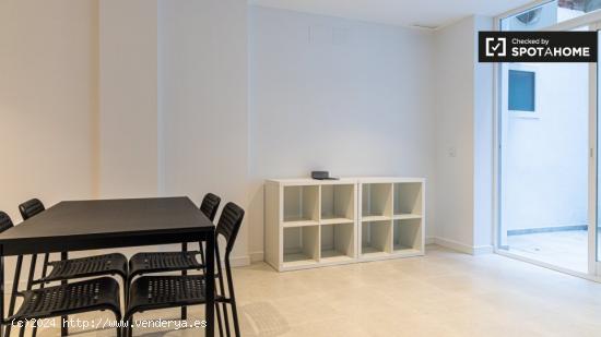 Elegante apartamento de 2 dormitorios en alquiler en Poblats Marítims - VALENCIA